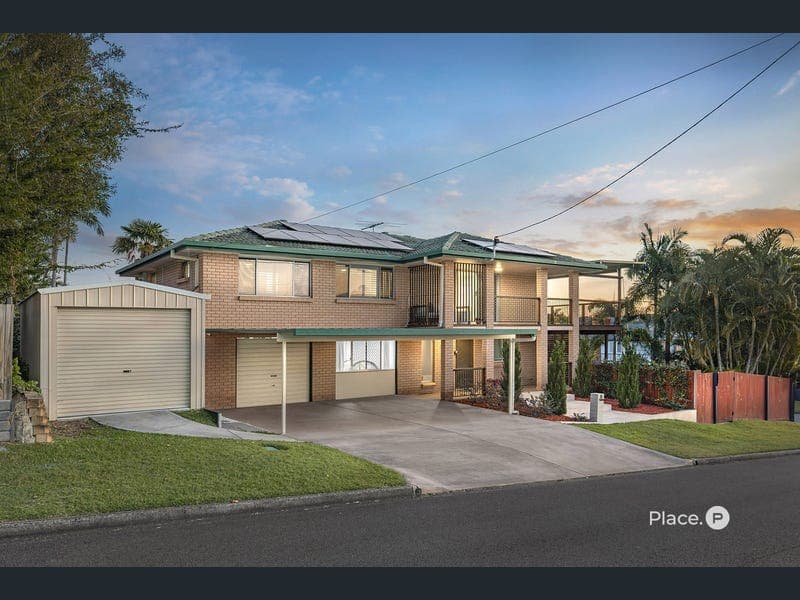 3 Jambaroo Street, Albany Creek — photo 1 of 5