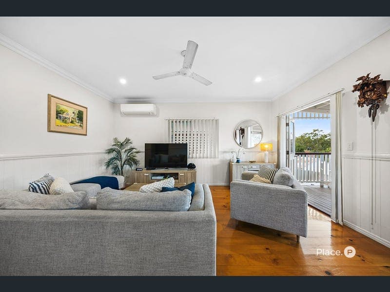 359 Enoggera Road, Newmarket — photo 1 of 5