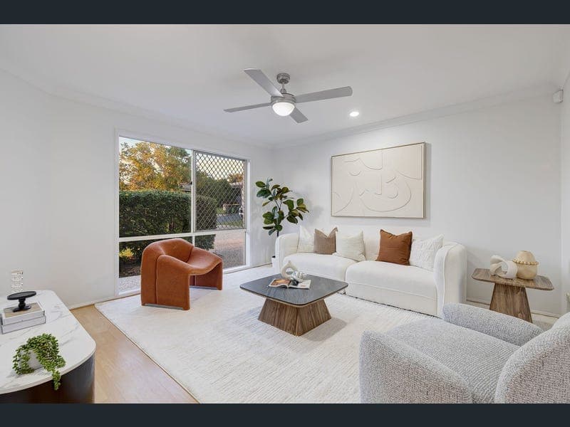 23 Strathaird Place, Parkinson — photo 1 of 5