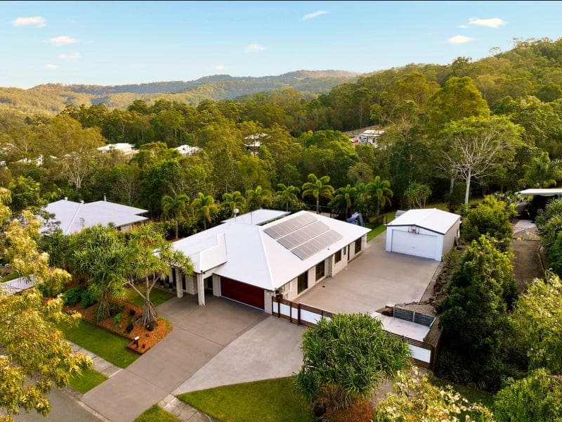 16 Viewland Drive, Mooloolah Valley — photo 1 of 5