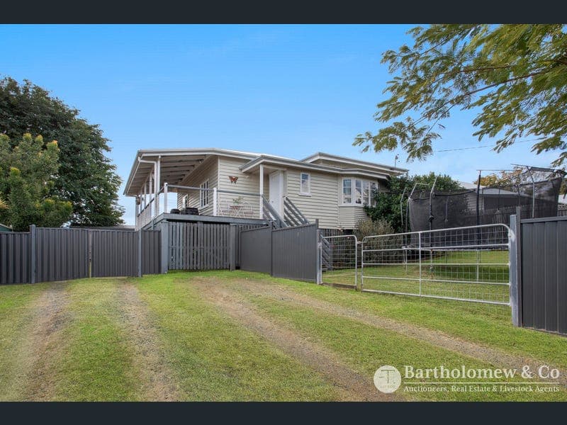 62 Edward Street, Kalbar — photo 1 of 5