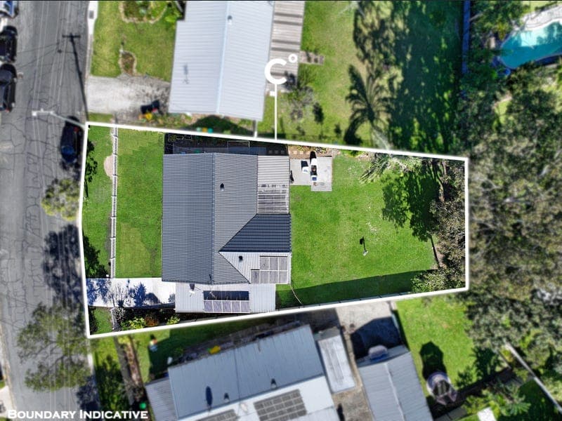 27 Moonbeam Parade, Mudgeeraba — photo 1 of 5
