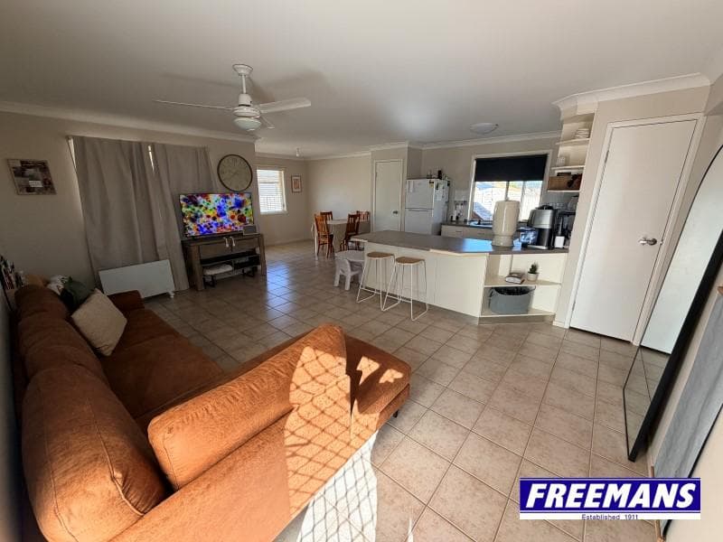 76 Winsdor Circle, Kingaroy — photo 1 of 5