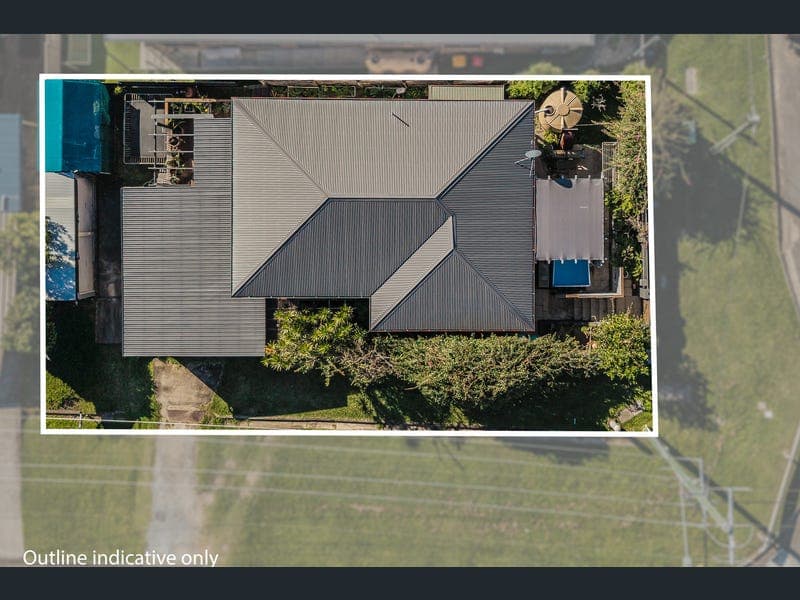 89 Dutton Street, Coolangatta — photo 1 of 5