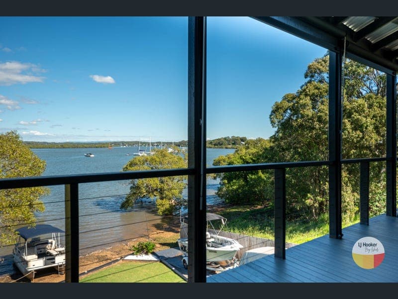 136 Canaipa Point Drive, Russell Island — photo 1 of 5
