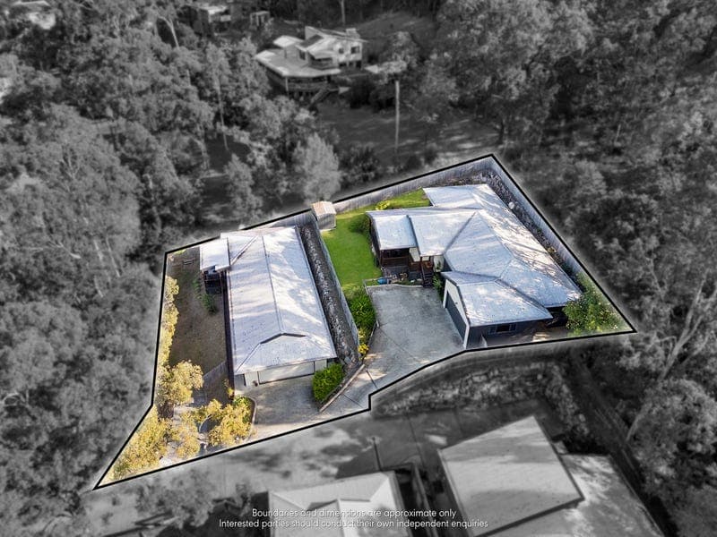 32 Trudy Cr, Cornubia — photo 1 of 5