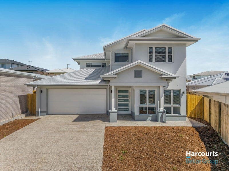 131 Carnavon Drive, White Rock — photo 1 of 5