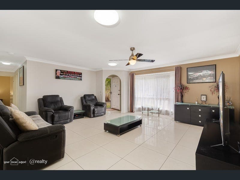 10 Kilby Street, Crestmead — photo 1 of 5