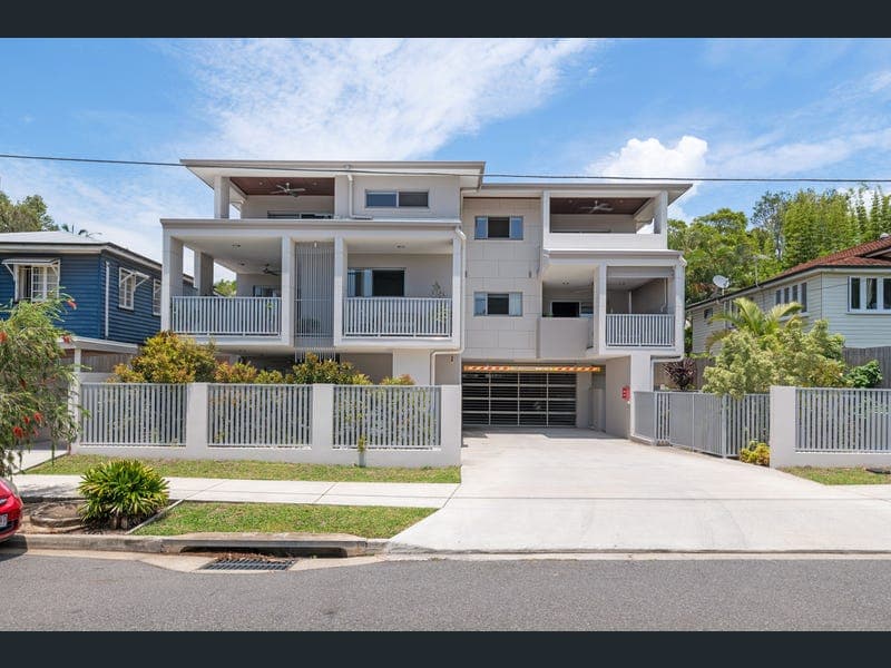 8/30 Olive Street, Nundah — photo 1 of 5