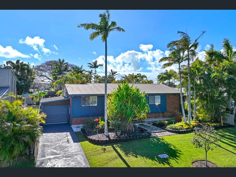 18 Blackwood Street, Maroochydore — photo 1 of 5