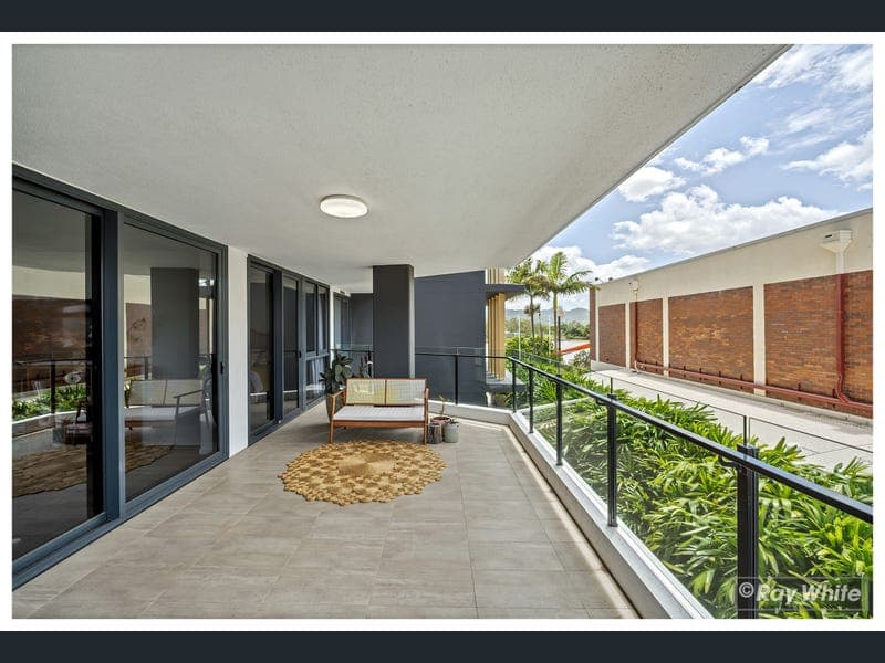 304/58 Victoria Parade, Rockhampton City — photo 1 of 5