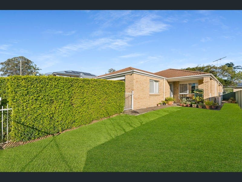 17 Lemon Street, Runcorn — photo 1 of 5