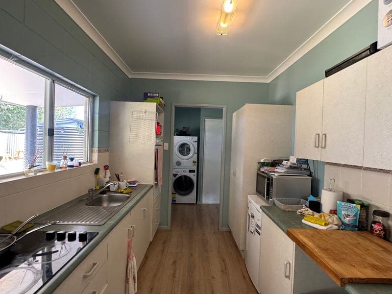 15 Martin Place, Kingaroy — photo 1 of 5