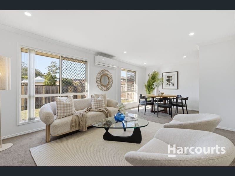 88 Daintree Drive, Parkinson — photo 1 of 5