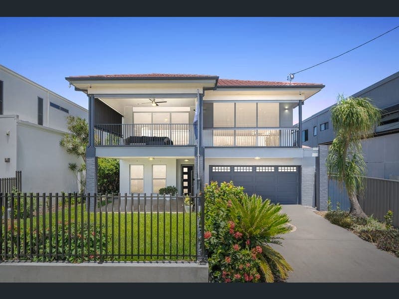 70 Oyster Point Esplanade, Scarborough — photo 1 of 5