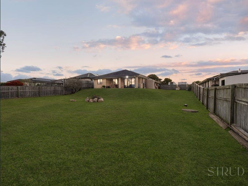 26 Robyn Court, Logan Village — photo 1 of 5