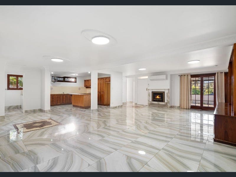 8 Devonhill Street, The Gap — photo 1 of 5