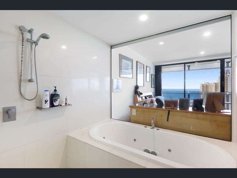 1253/9 Ferny Avenue, Surfers Paradise — photo 1 of 5