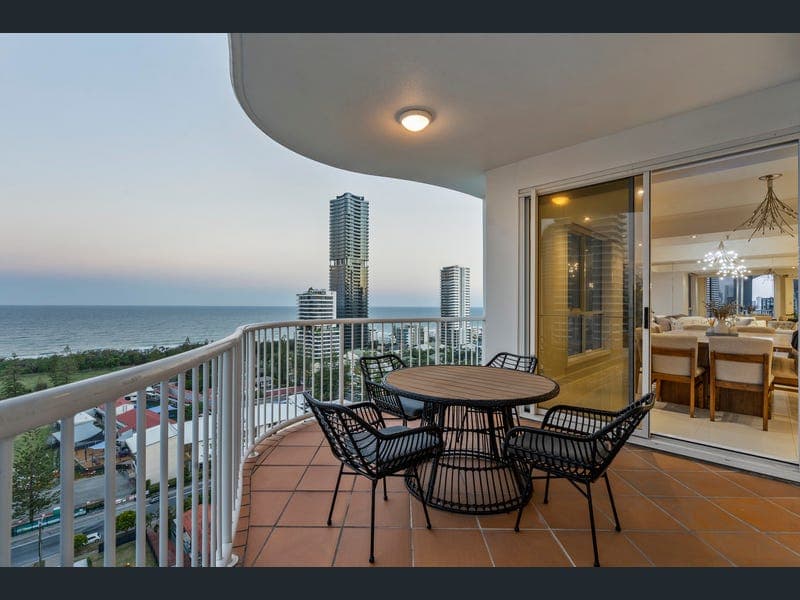 2182/2633 Gold Coast Highway, Broadbeach — photo 1 of 5
