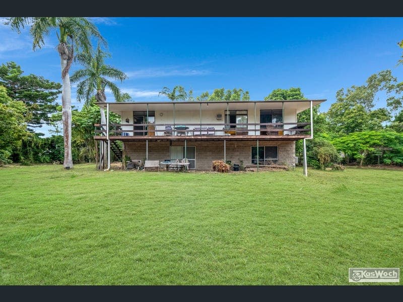 39 LITTLE PARK STREET, Yeppoon — photo 1 of 5