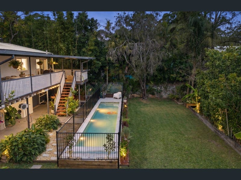 239 Patricks Road, Ferny Hills — photo 1 of 5
