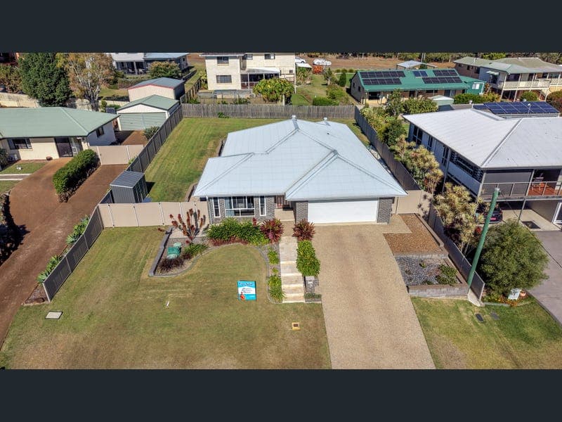 20 Linden Cres, Qunaba — photo 1 of 5