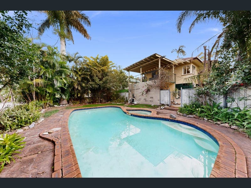 23 Dawson Parade, Keperra — photo 1 of 5