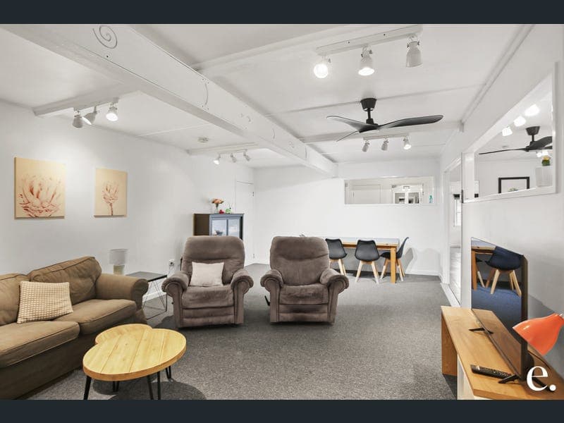 47 Cambridge Street, The Range — photo 1 of 5