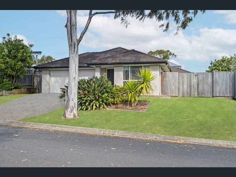 46 Penda Circuit, Victoria Point — photo 1 of 5