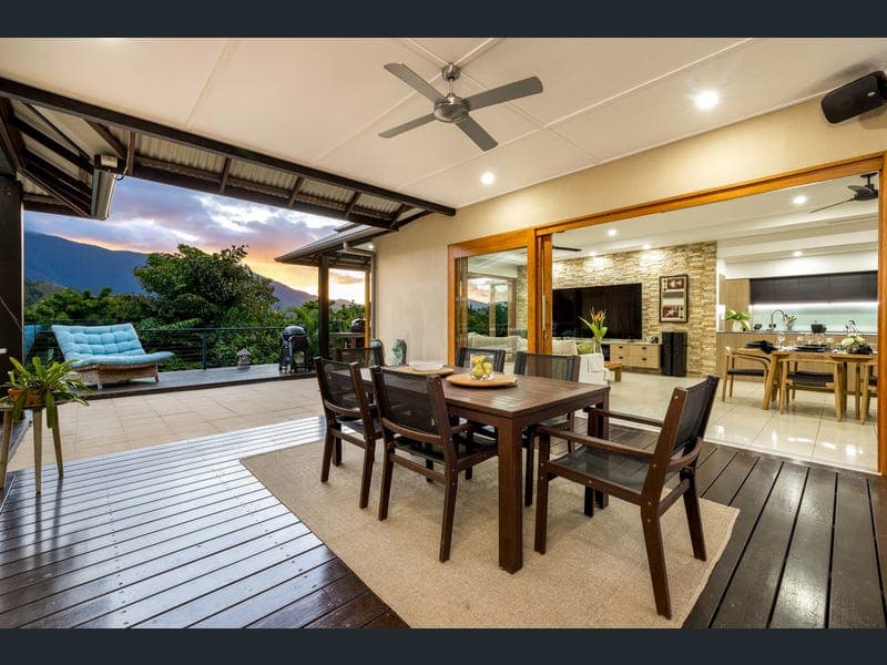 19 Greendale Close, Brinsmead — photo 1 of 5