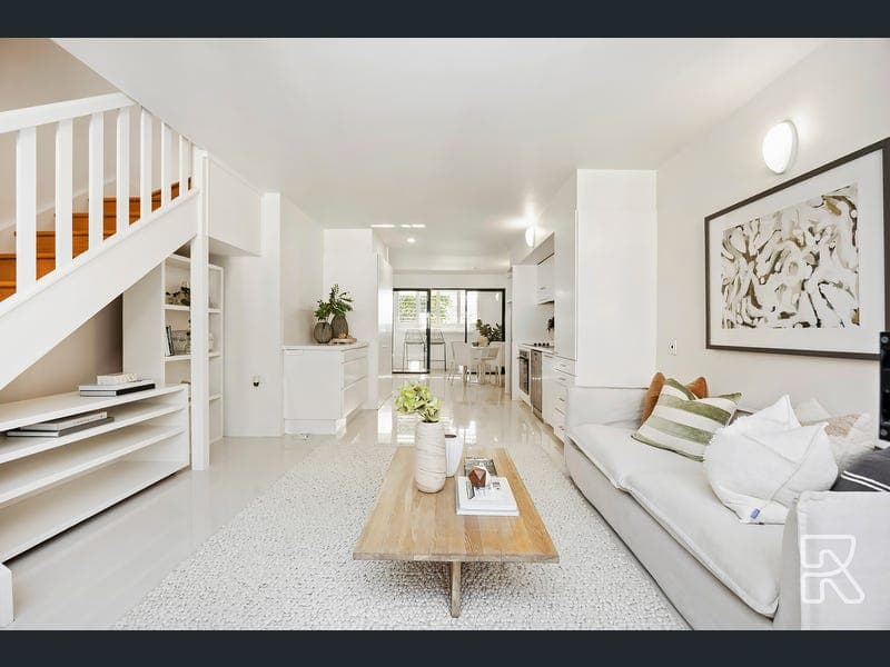 25/120 Sydney Street, New Farm — photo 1 of 5