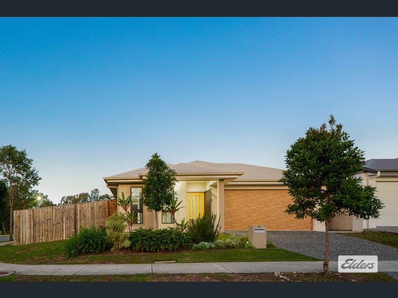 23 Gulliver Crescent, Logan Reserve — photo 1 of 5