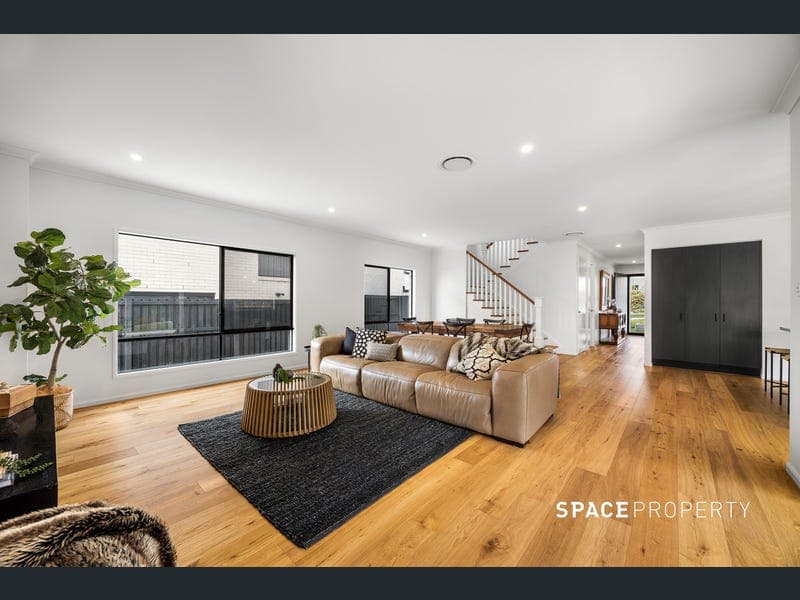 34 Sundown Circuit, Upper Kedron — photo 1 of 5