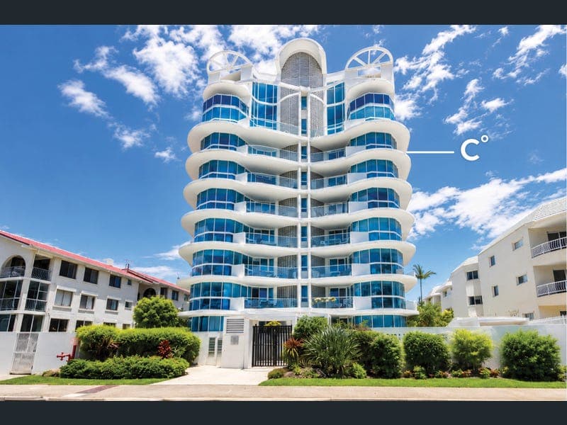 14/200-204 Marine Parade, Labrador — photo 1 of 5
