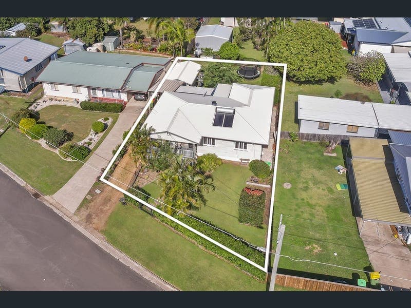 7 Vivian Street, Eastern Heights — photo 1 of 5