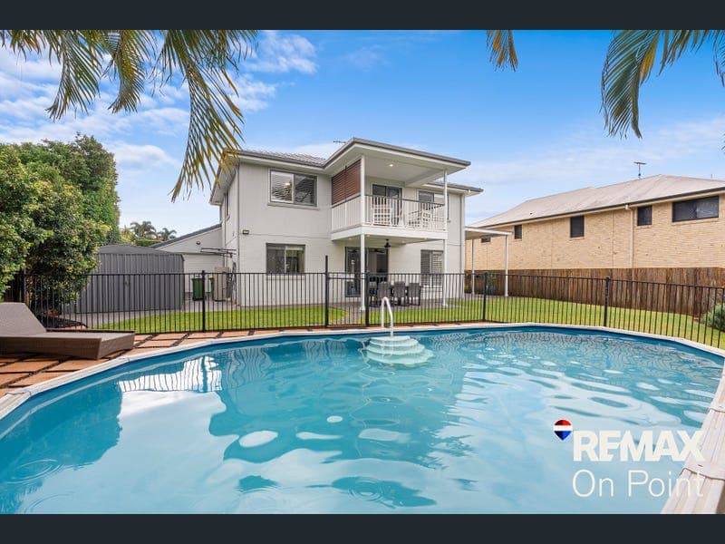 34 Daydream Street, Redland Bay — photo 1 of 5