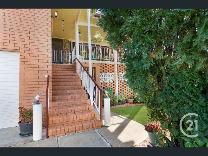 41 Cole Street, Silkstone — photo 1 of 5