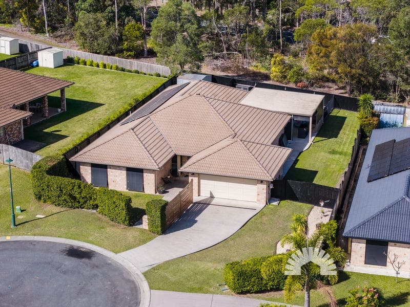 13 Huron Place, Narangba — photo 1 of 5