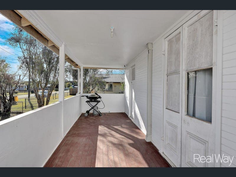 8 Beatrice Street, Walkervale — photo 1 of 5
