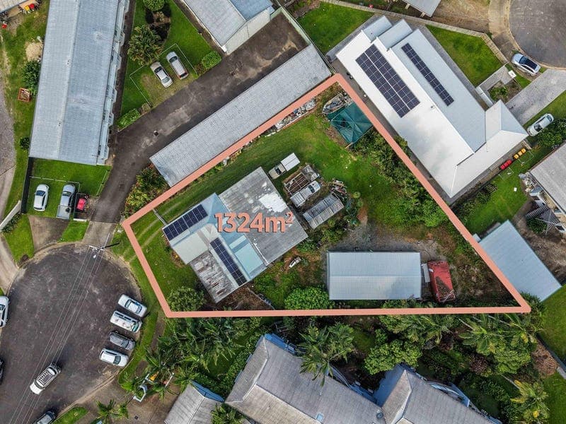12 Brown Street, Woree — photo 1 of 5
