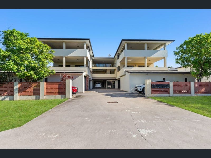 1/12 Seeney Street, Zillmere — photo 1 of 5