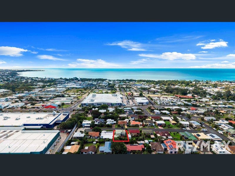 16 Ungowa Avenue, Pialba — photo 1 of 5
