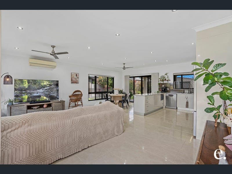 3 Amaroo Drive, Mareeba — photo 1 of 5