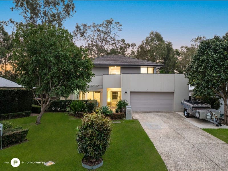 8 Swan Court, Wakerley — photo 1 of 5