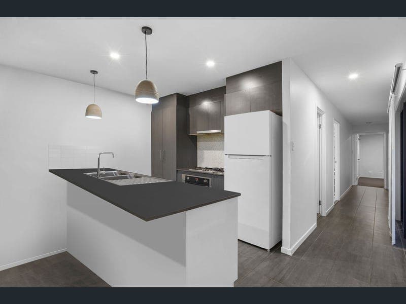 16 Saxby Street, South Ripley — photo 1 of 5