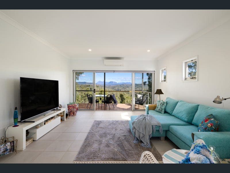 68-72 White Place, Kooralbyn — photo 1 of 5
