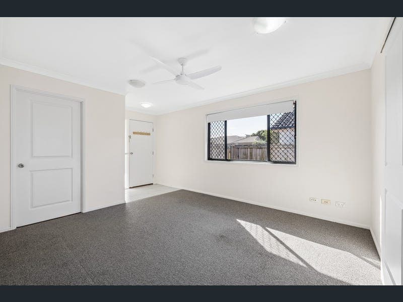 13 Carramar Street, Rothwell — photo 1 of 5