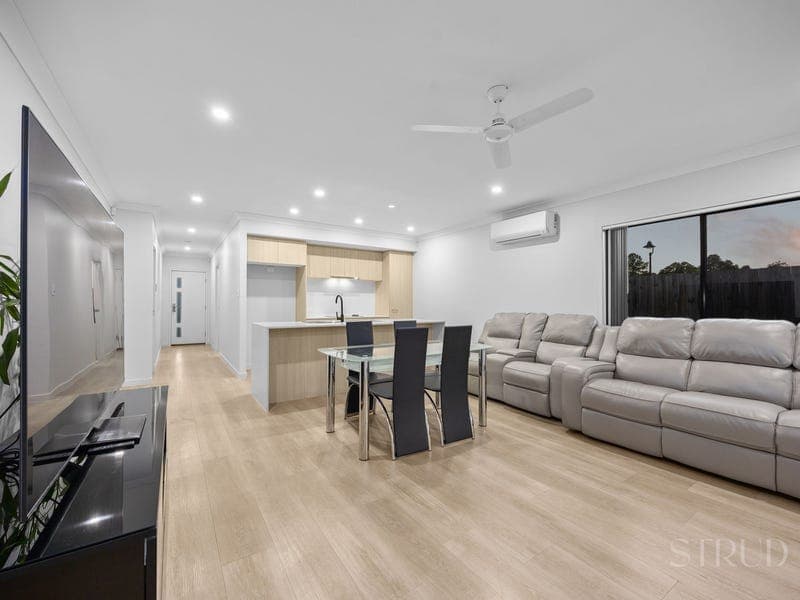 2 Bradbury Street, Greenbank — photo 1 of 5