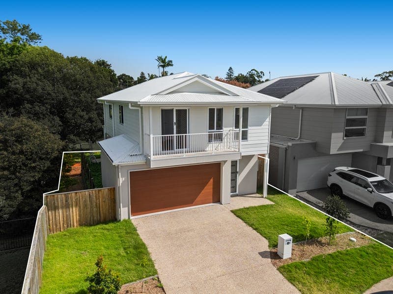 10 Riverina Court, Nerang — photo 1 of 5