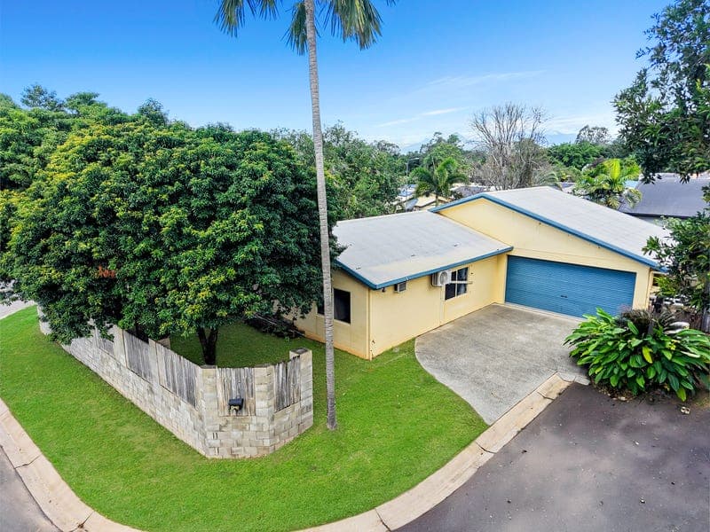 1-3 Kalinga Court, Mount Sheridan — photo 1 of 5